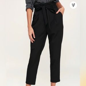 Lulu’s paperbag black pants